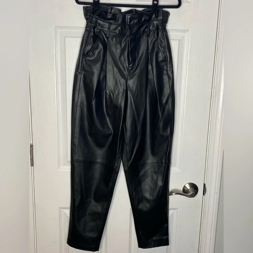 BLANKNYC Vegan Faux Leather Paperbag Waist‎ Pants Straight Leg Black Size 26